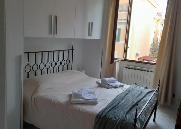 Vatican's Couette-café Rome